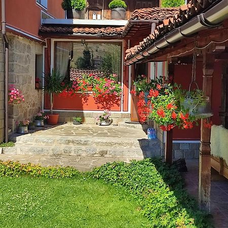 Радкината Къща Hotel Koprivshtitsa Exterior photo